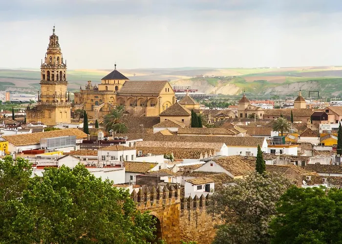 Διαμέρισμα Emilio Luque Cinco *