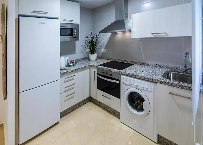 Emilio Luque Cinco Apartman Córdoba