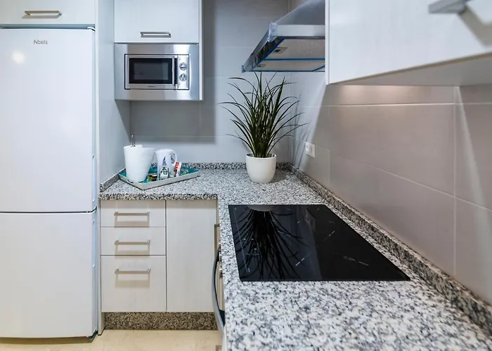 Emilio Luque Cinco *