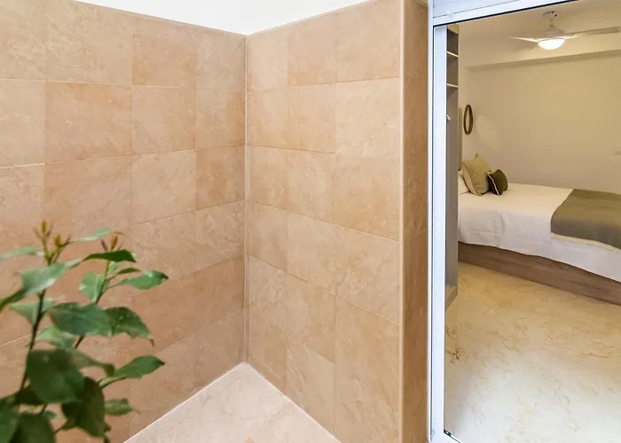 Apartman Emilio Luque Cinco *