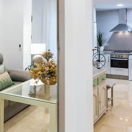 Emilio Luque Cinco Apartamento *