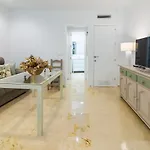 Апартаменти Emilio Luque Cinco Кордова